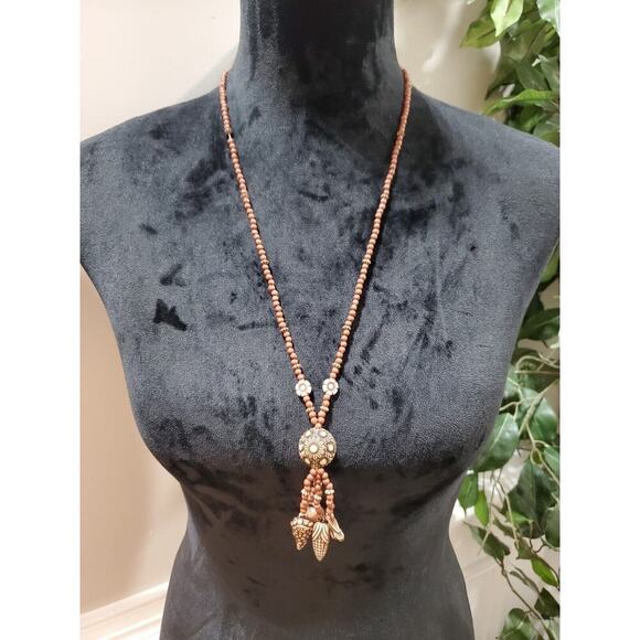 Women's Brown Beaded See Shell Tribal Lightweight Necklace - Picture 1 of 6